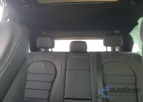 2022 Mercedes-Benz Glc 300 4Matic from USA, damaged, VIN W1N0G8EB3NG113114